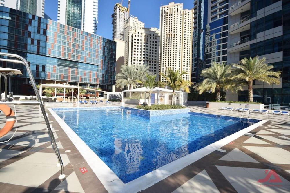 Cozy Marina & Sea View In Bay Tower Marina With Modern Gym & Pool, Steps To & Metro Апартаменти *