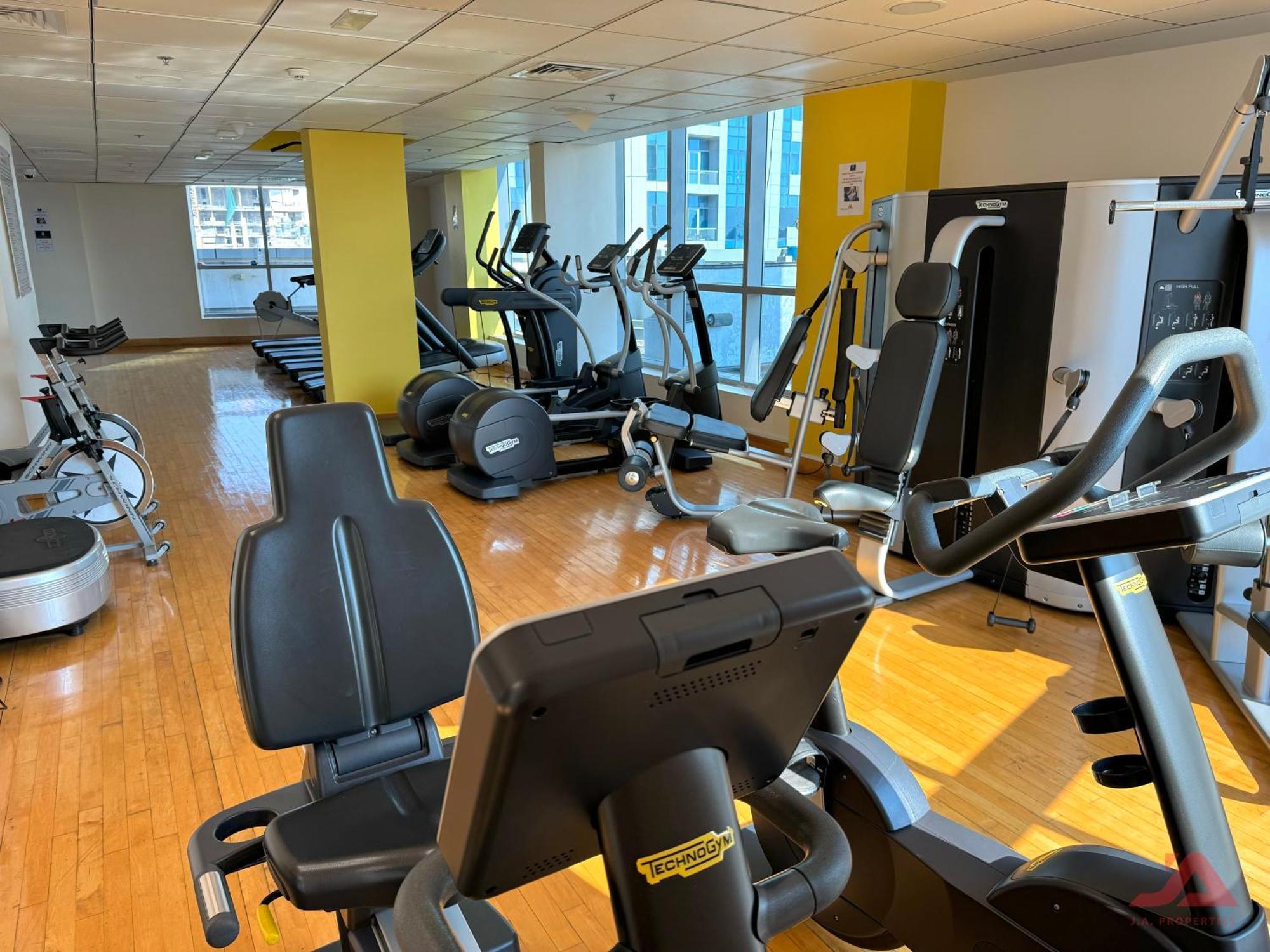 Апартаменти Cozy Marina & Sea View In Bay Tower Marina With Modern Gym & Pool, Steps To & Metro